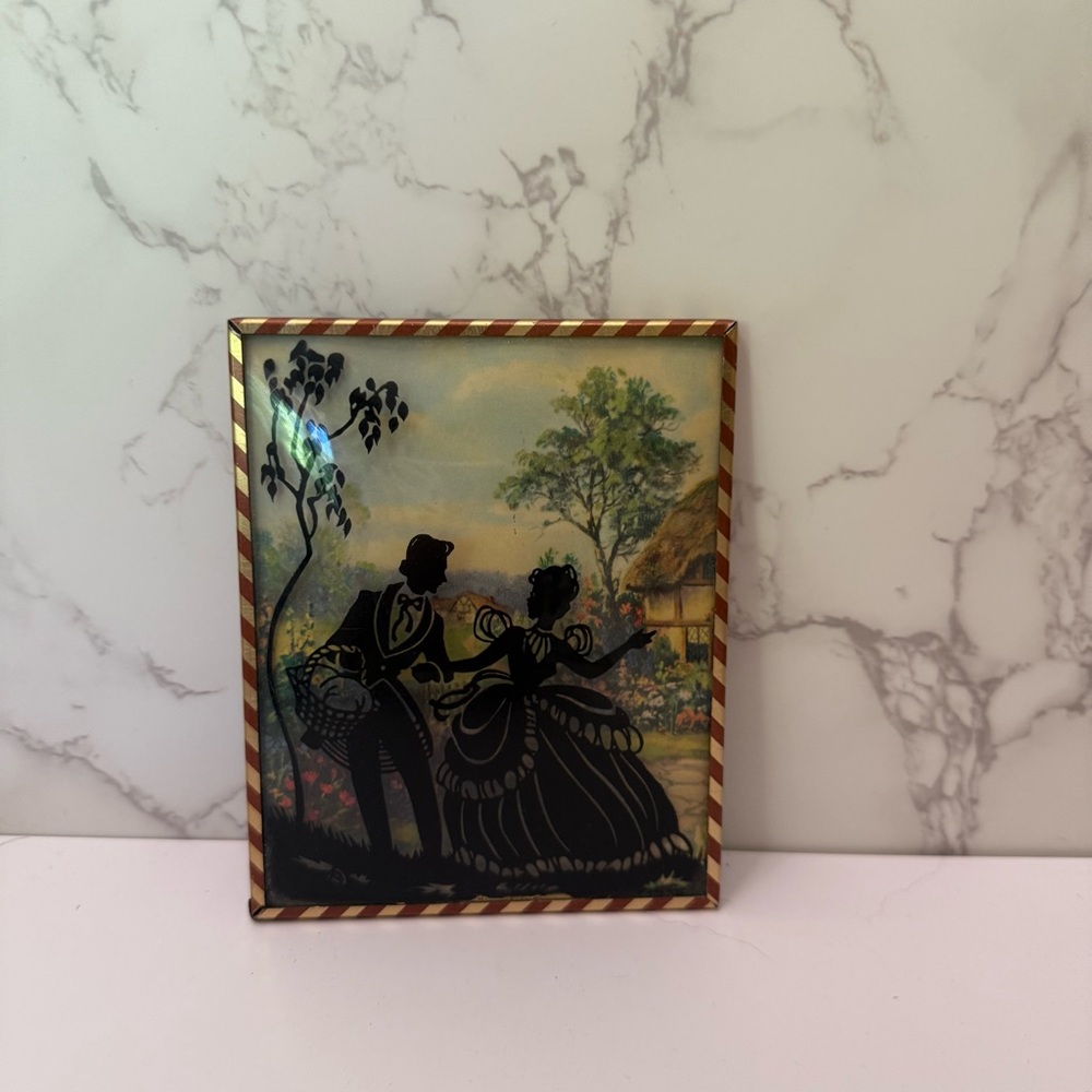 Vintage reverse image framed silhouette bubble glass Victorian couple